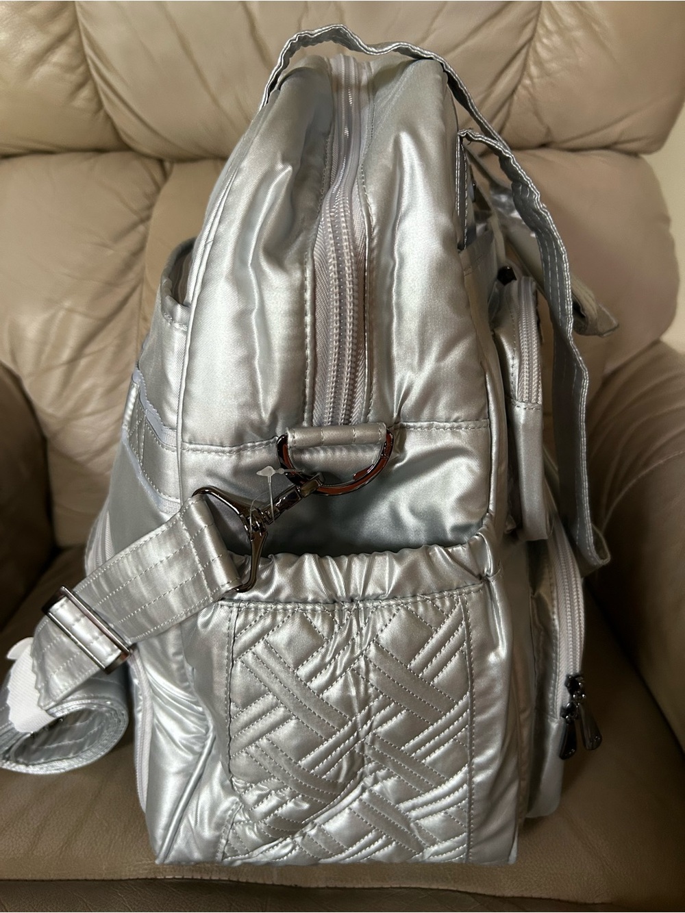 Lug Puddle Jumper LE Convertible Tote Metallic Silver Charm NEW FINAL PRICE DROP - Picture 7 of 12